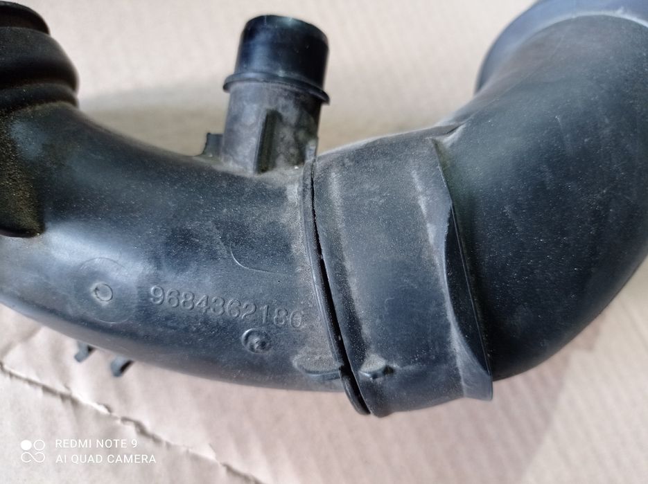 Патрубок воздуховода корпус воздушного фильтра расходомер воздуха Пежо