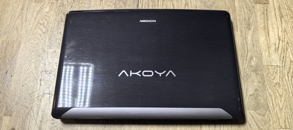 Ноутбуки Asus R556/Fujitsu Lifebook AH502/Medion E7220/Дефект: 639 грн ...