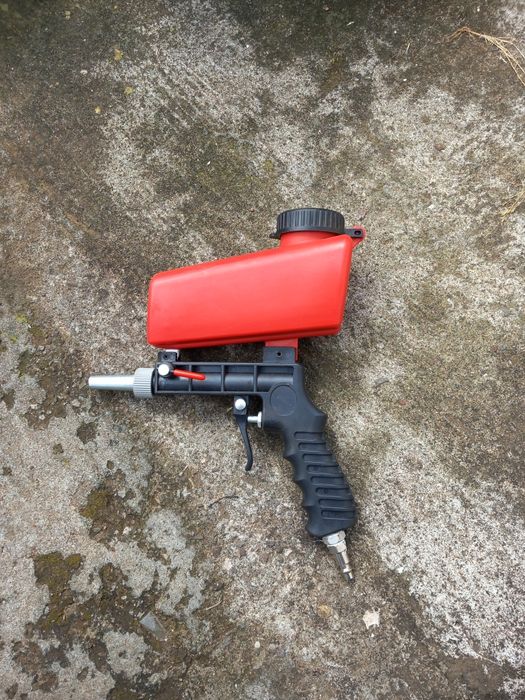 Pistola de jato (areia fina e bicarbonato de sódio)