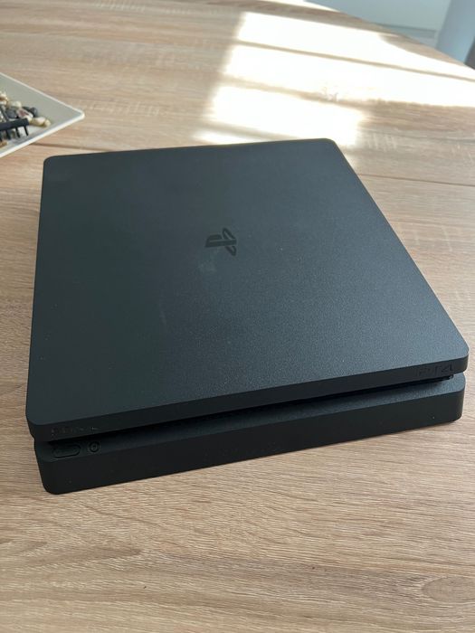 PlayStation 4 slim 500g