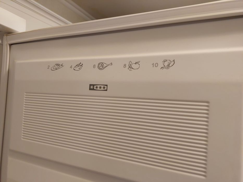 Морозильна камера VESTFROST 10000грн