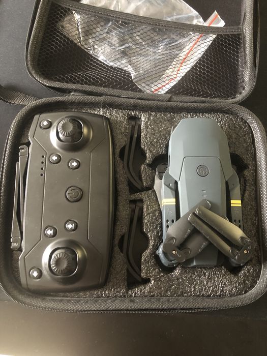 Objeto voador para diversão64752311563906123