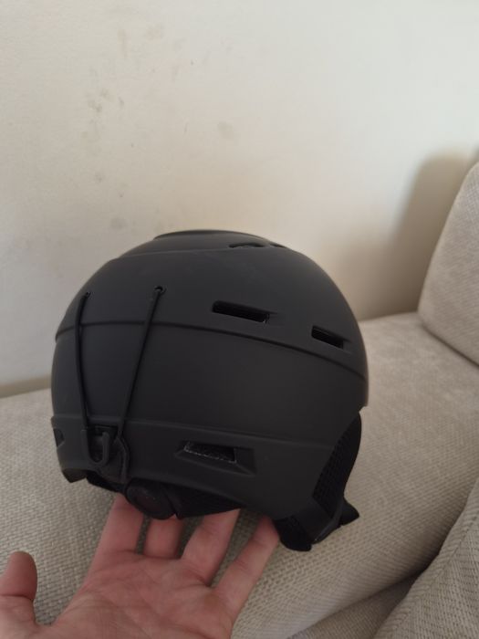 Kask narciarski 4F nowy!   54-58