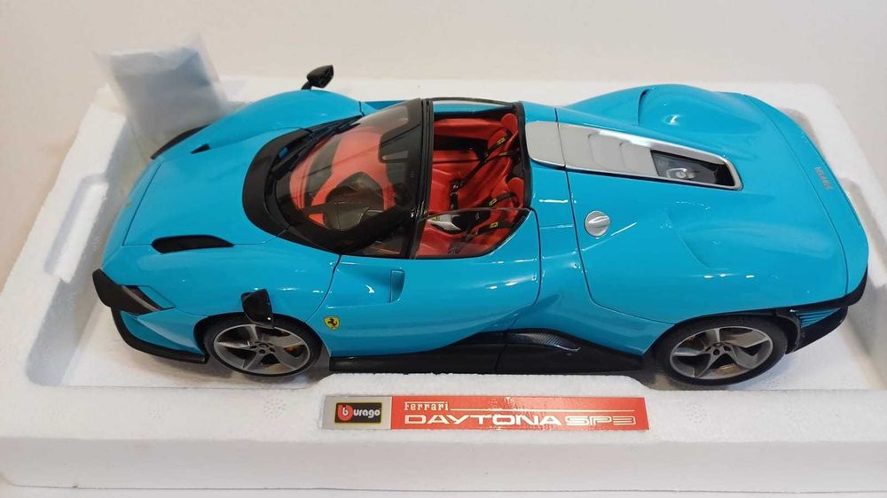 1/18 Ferrari Daytona SP3 az - Bburago Signature