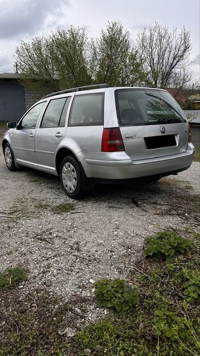 Авто Volkswagen golf  1.9  tdi
