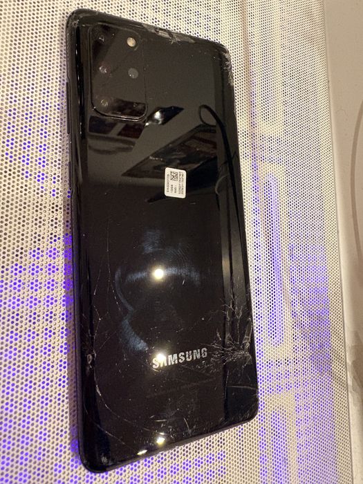 Telefon Samsung Galaxy s20 plus