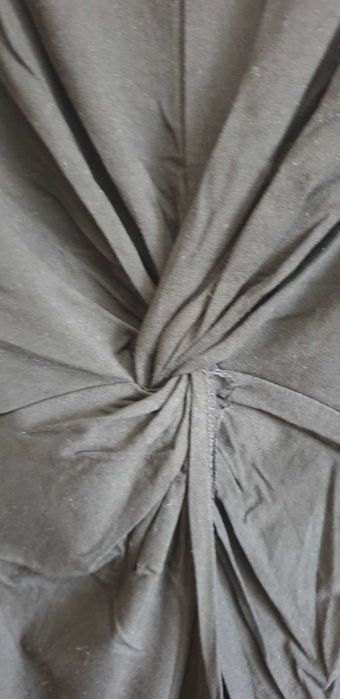 T-shirt com parte de trás comprida