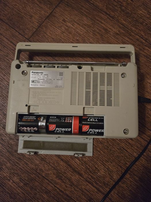 Радіо Panasonic RF-545L