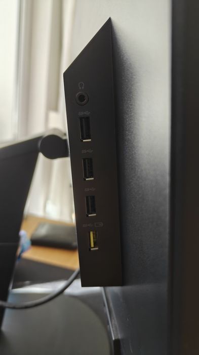 Monitor Lenovo 1440p