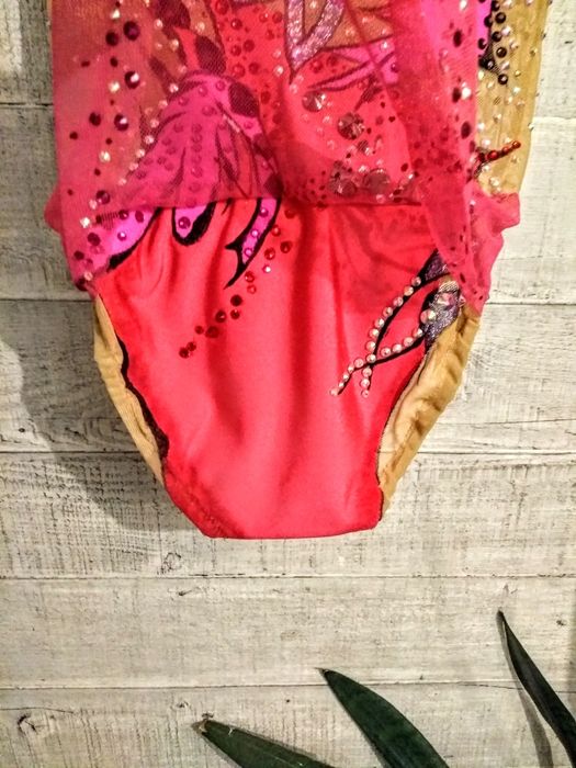 Strój startowy do gimnastyki artystycznej 134