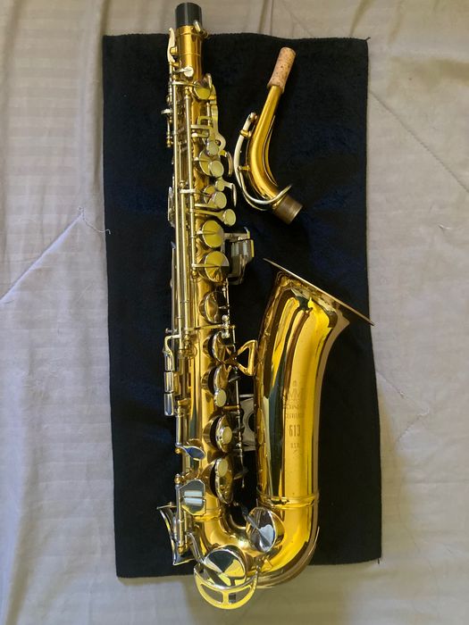 Saxofone Alto King Cleveland 613 Usa