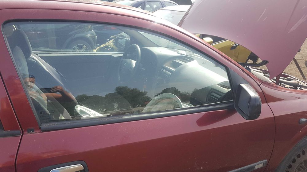 Opel Astra G II szyba boczna lewa 3 drzwi