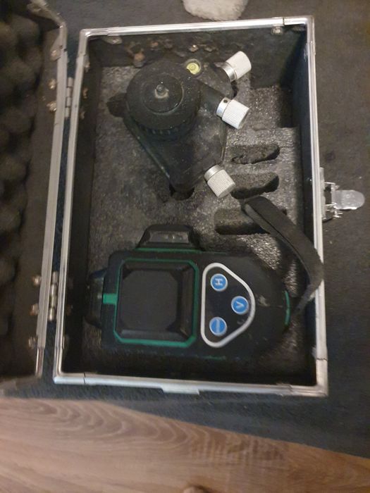 Sprzedam poziomice laserową