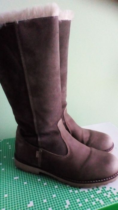 kozaki skórzane marki FULLSTOP roz 36 wkł 22 cm