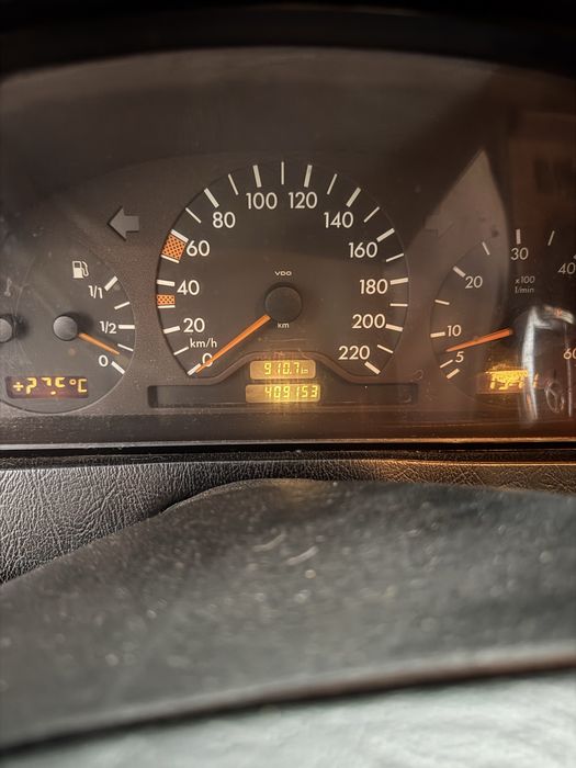Mercedes c220 classic