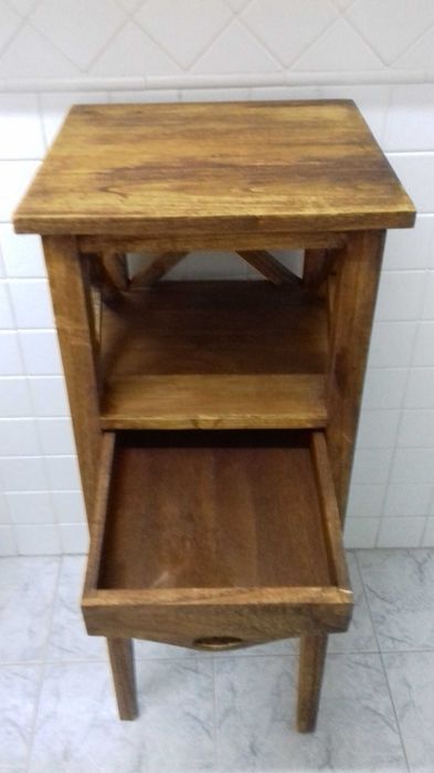 Consola de entrada em madeira