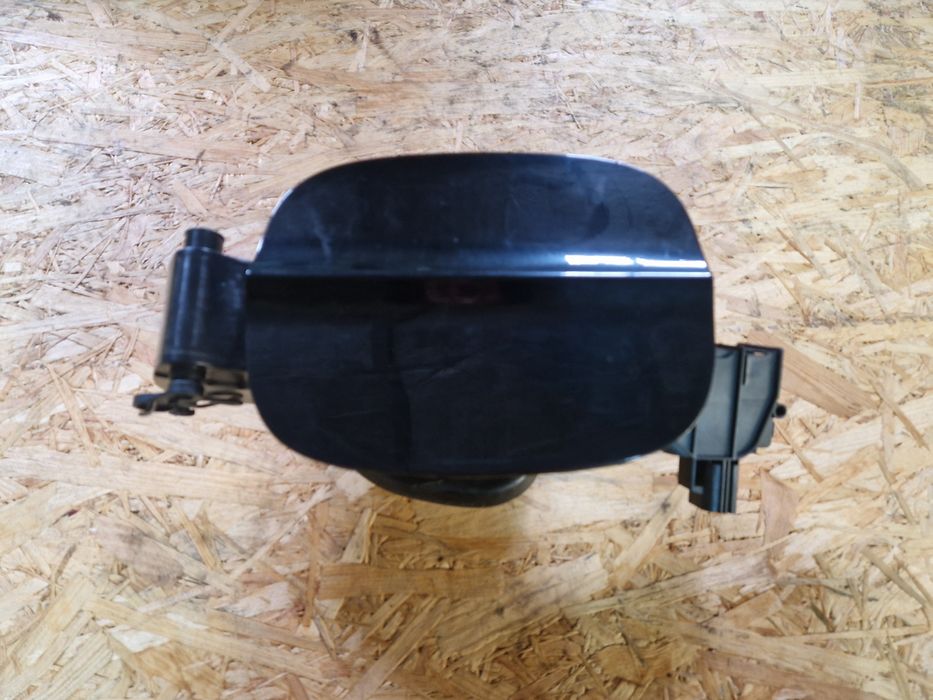 Klapka wlewu paliwa Ford Mondeo MK5 14-22r. Lakier RE