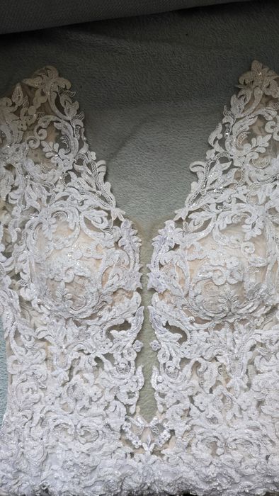 Suknia ślubna r34/36 rybka dopasowana dekold