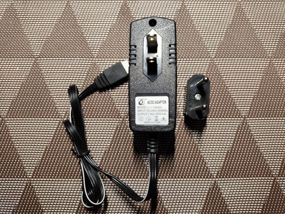 Зарядное устройство 7.4V 2S Li-ion/Li-pol (800mA) + переходник