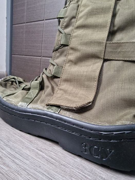 Тактичні бахіли на берці утеплені, розмір L (42-45)