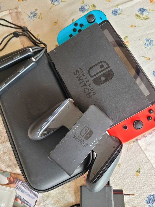 Nintendo Switch второй ревизии. Карта памяти 128 гб