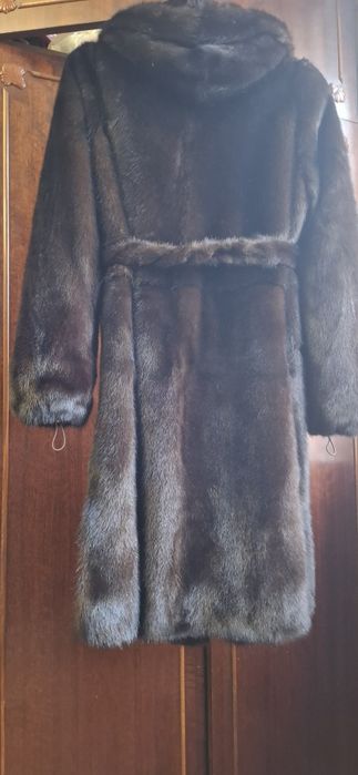 Продам шубу норковую