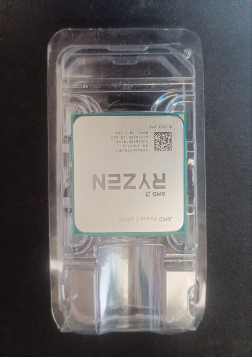 Процессор AMD Ryzen 5 3400G BOX 3.7-4.2 GHz AM4, 65W Б/У