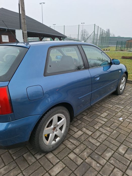 Samochód audi a3 8l