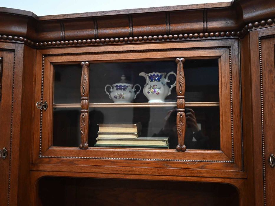 kredens międzywojenny 120806