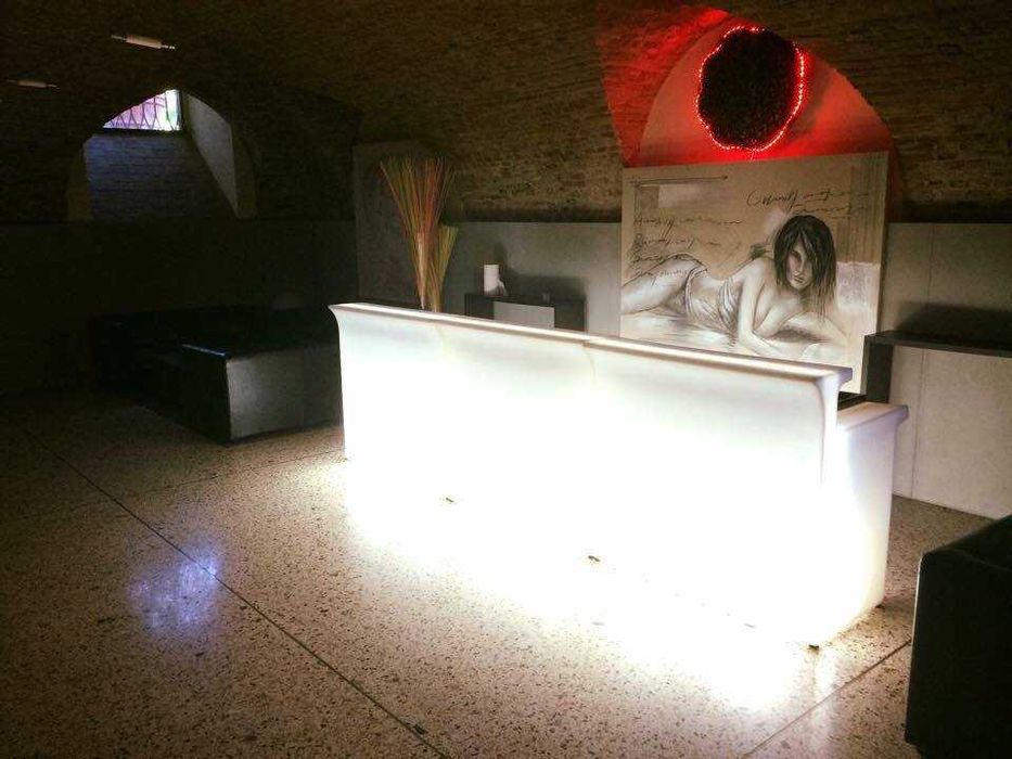 Balcão com iluminação