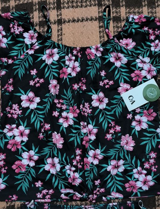 Новий піжамний комплект C&A (майка та шорти) з квітковим принтом