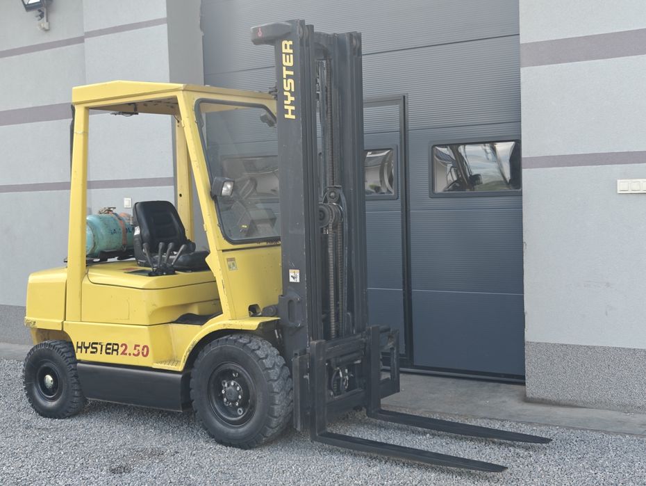 Wózek Hyster H2.5 XMX 2.5T Triplex 5.5m Opony Pompowane Wolny skok 4 sekcje