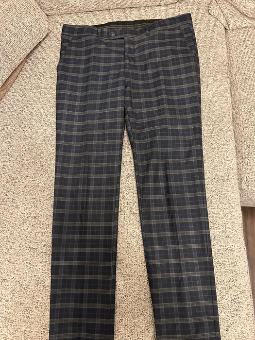 Garnitur Pako Lorente krata