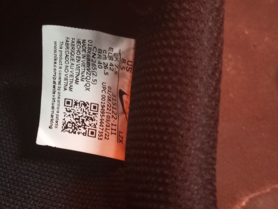 Sapatilhas Nike Air force] Preto - Tamanho [42] - estão novo"