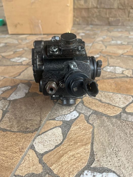 Продам паливний насос