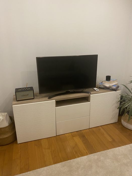 Móvel de TV 180 cm