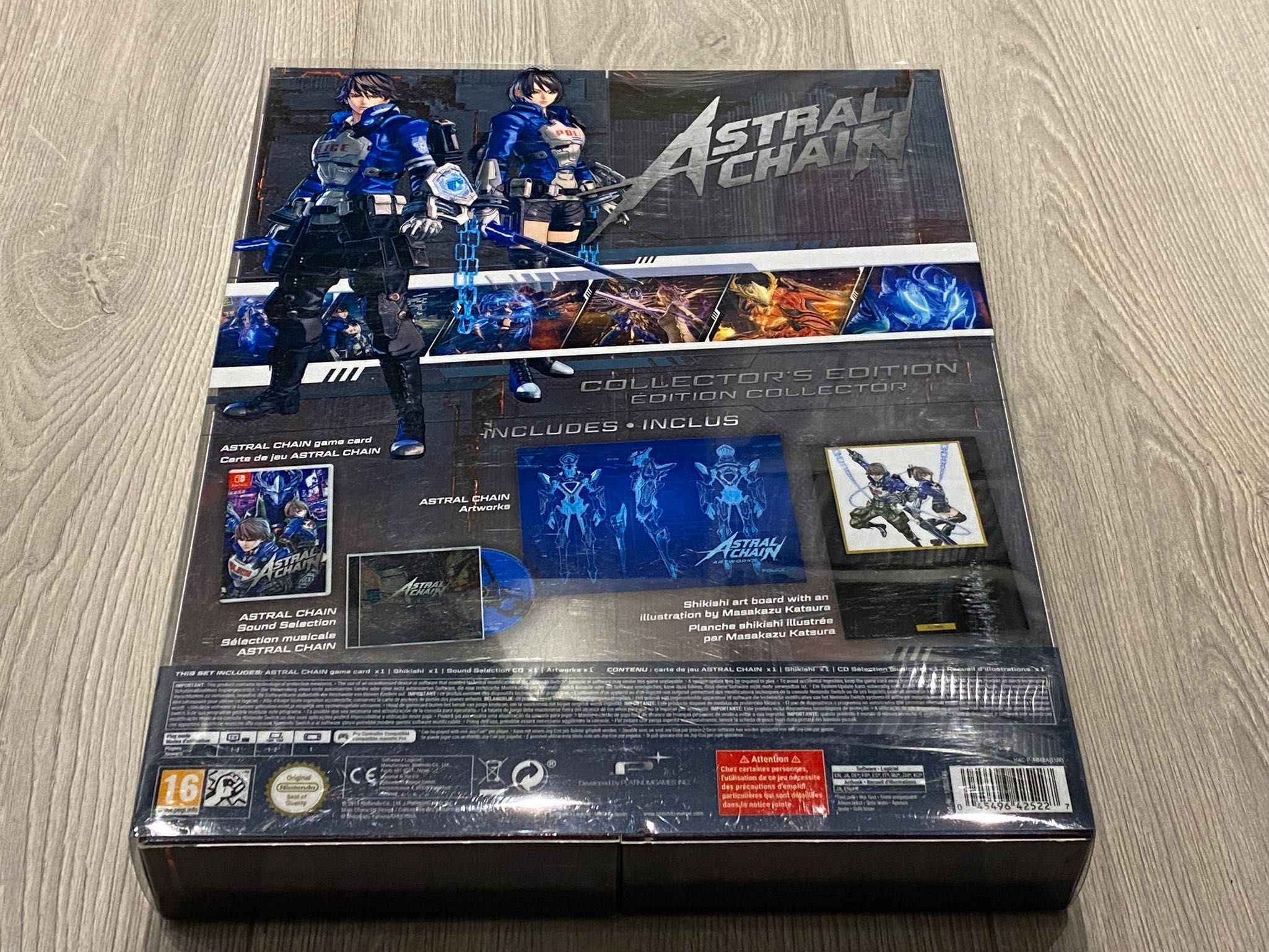 Nintendo Switch - 【新品】ASTRAL CHAIN COLLECTOR’S EDITION Amazon.co.jp: ASTRAL CHAIN COLLECTOR'S EDITION(アストラル