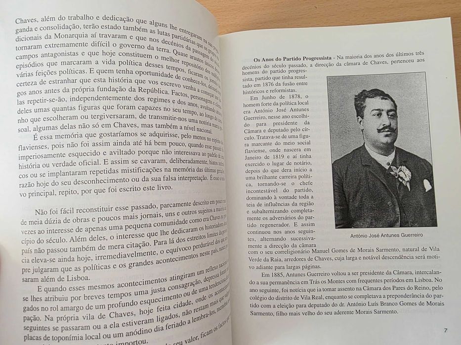 Livro "A República em Chaves" de Júlio Montalvão Machado