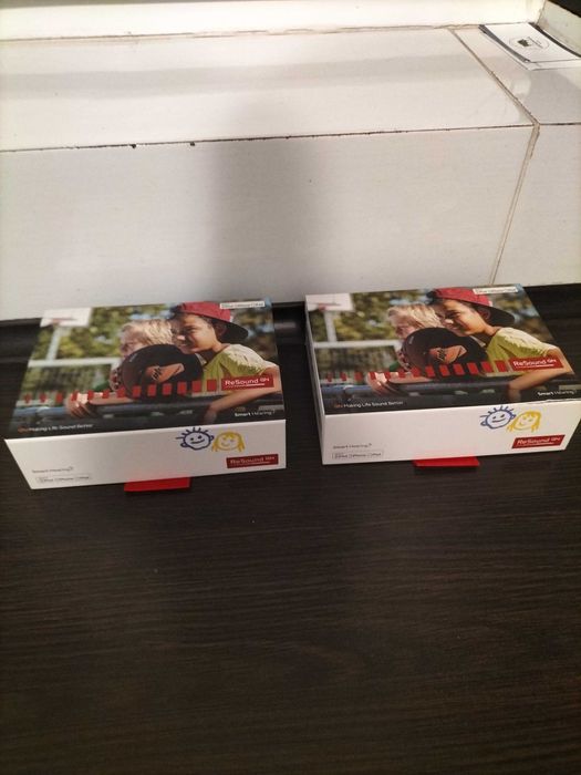 Aparaty słuchowe  Resound prawy lewy