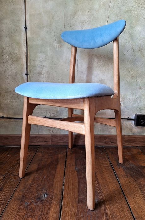 Krzesło R.Hałas 200-190 PRL Design