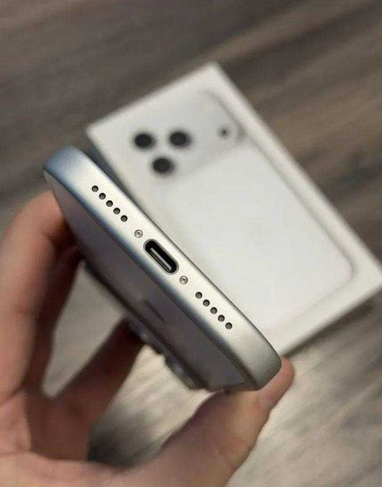iPhone 17 Pro 1000 ГБ, eSIM