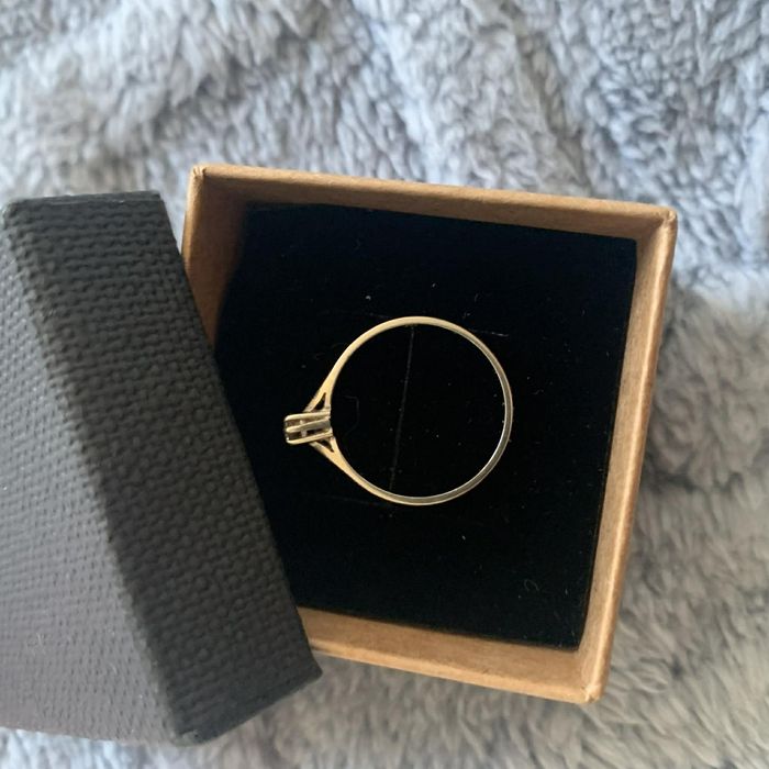 Anel Ouro Branco com Diamante