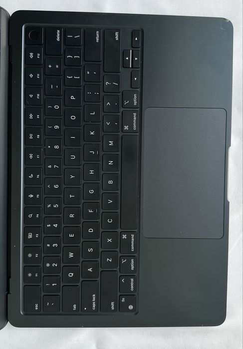Apple MacBook Air a2681 m2