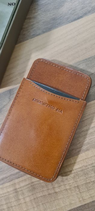 Skórzane etui na wizytówki vipcollection