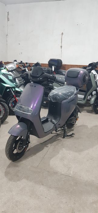 Електроскутер Crosser CR-9
