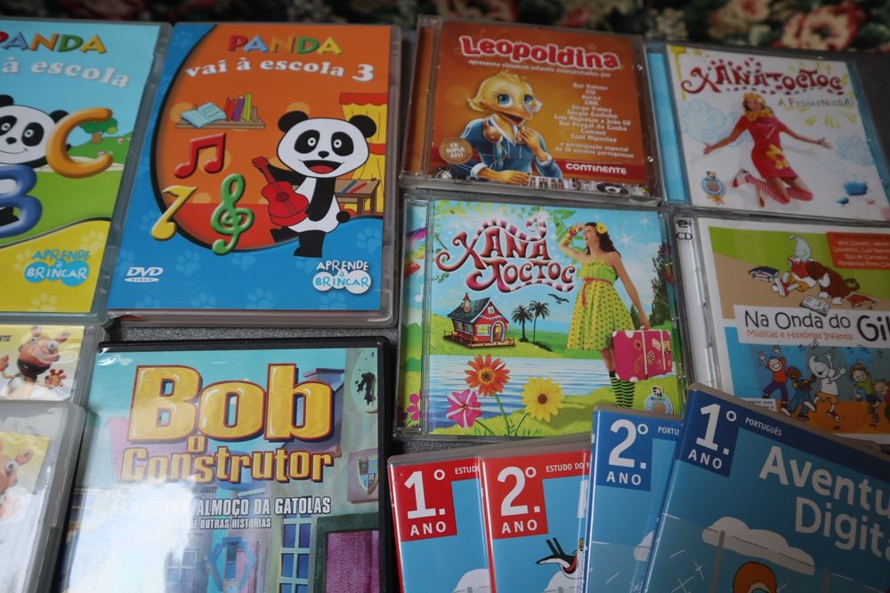 Cds e DVS para crianças