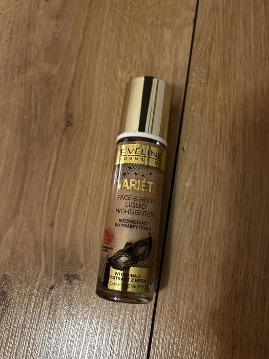 Płynny rozświetlacz Eveline Variete 01