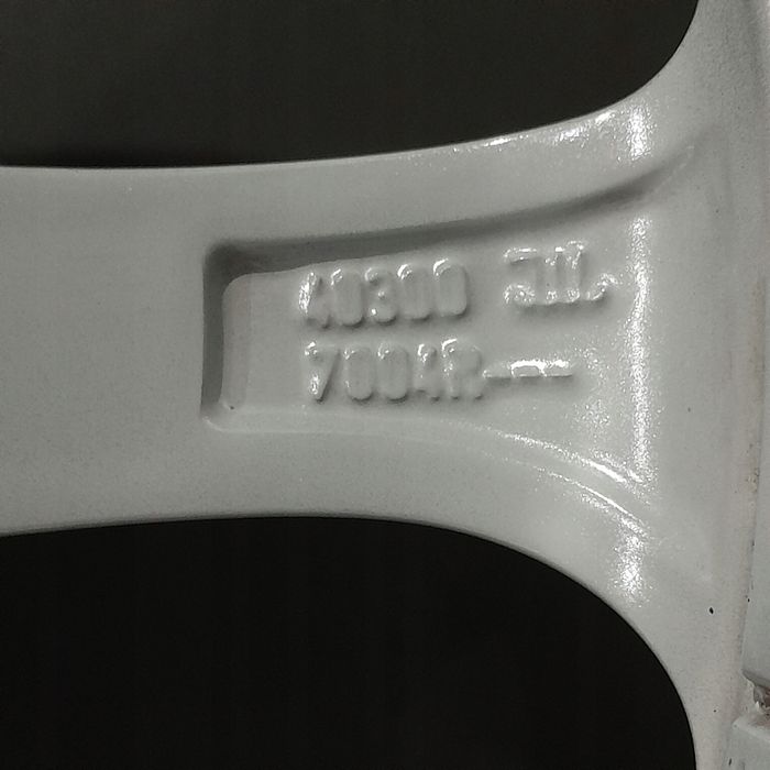 Felga 15 4x100 Smart 5,5Jx15 ET42 403007004R (F14138-27)