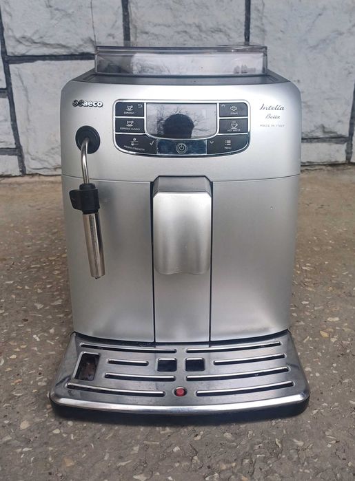 Автоматична кавоварка кавомашина Саеко Saeco Intelia Evo Bella HD8900