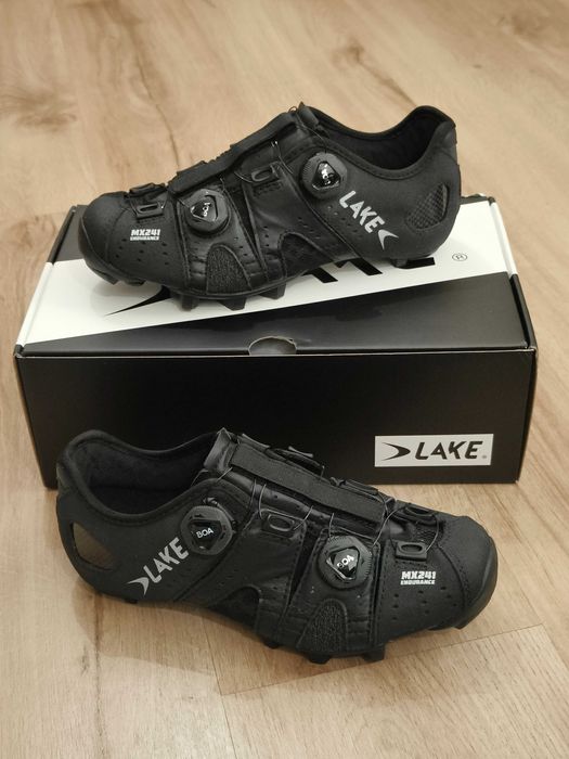 Sapatos de MTB Lake MX241 Carbon "Termo-moldáveis"